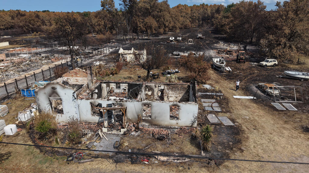 French PM Lecornu unveils 'substantial' aid for fire-hit regions after being jeered by angry locals