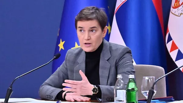 Ана Брнабић: Седница о сету изборних закона од 18. маја, план да их усвојимо до краја месеца