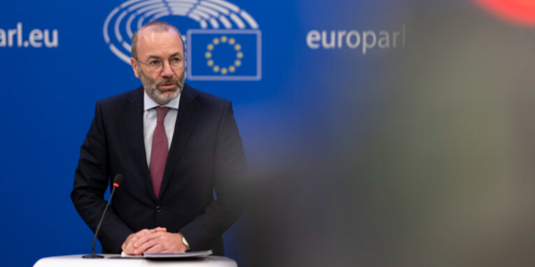 În România trebuie să te susțină străinii, nu românii: Manfred Weber (PPE) se dă de ceasul morții pentru Ilie Bolojan și acuză PSD că s-a îndepărtat de valorile europene