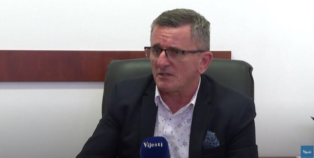 Radulović: Neozbiljan pokušaj da se svako ukazivanje na...