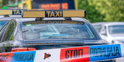 Užas u Podgorici: Poginuo putnik taksija tokom vožnje
