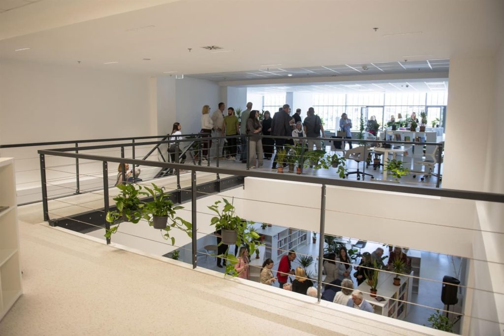 Split opens modern new library branch in Technology Park