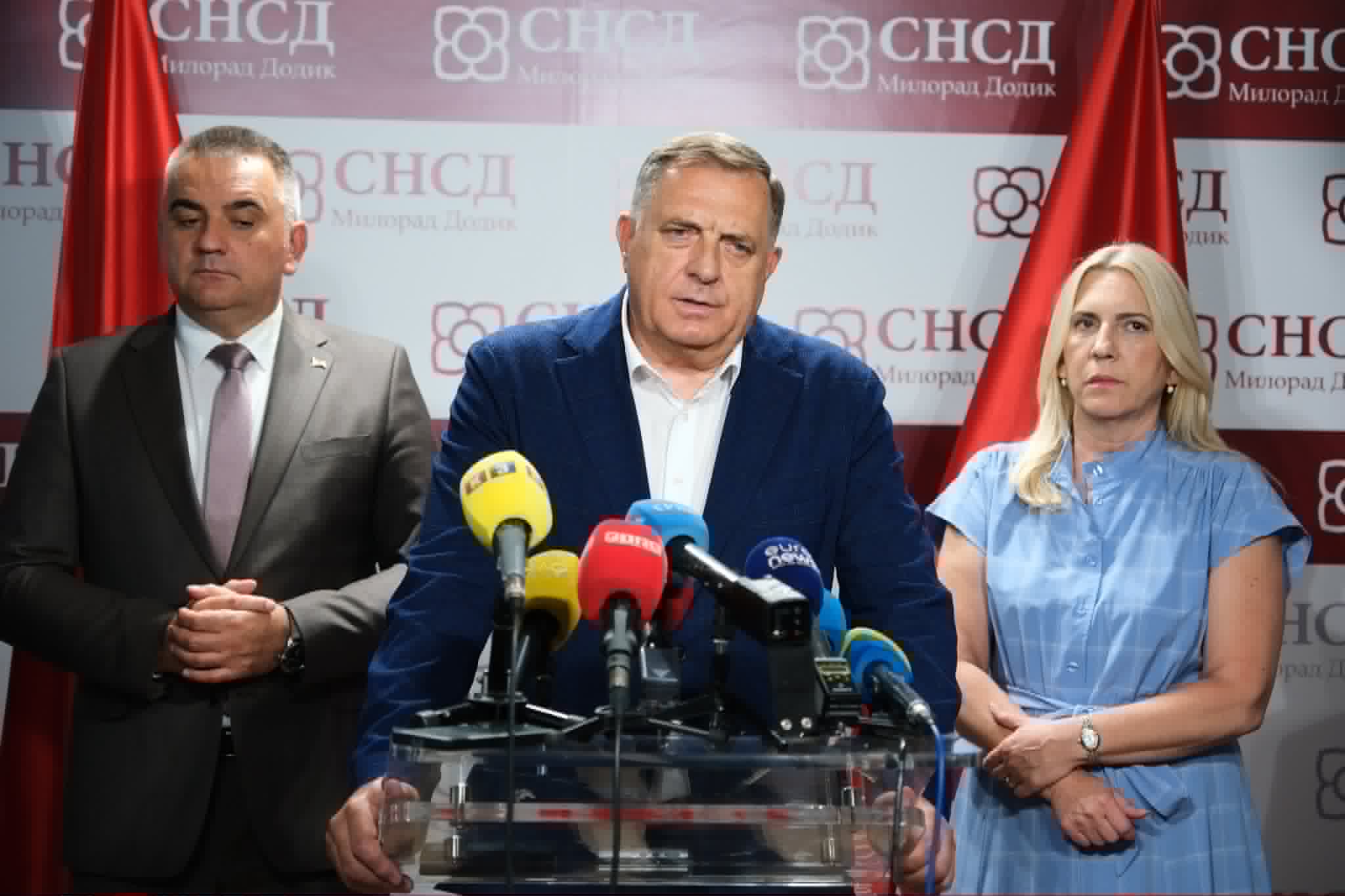 	Dodik: Šmit je došao kao Švaba, a i prošao je kao oni koje mi ovde poznajemo kao Švabe