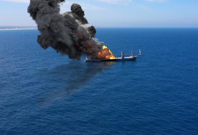 Haos na svetskoj naftnoj ruti: Nepoznati projektil razneo tanker