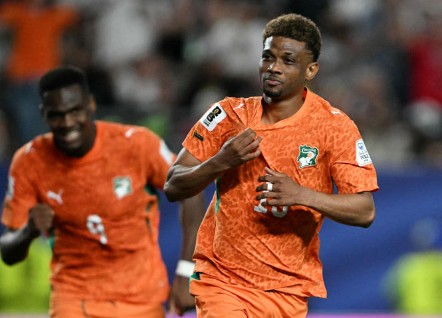 Ivory Coast stuns Ecuador in World Cup opening game