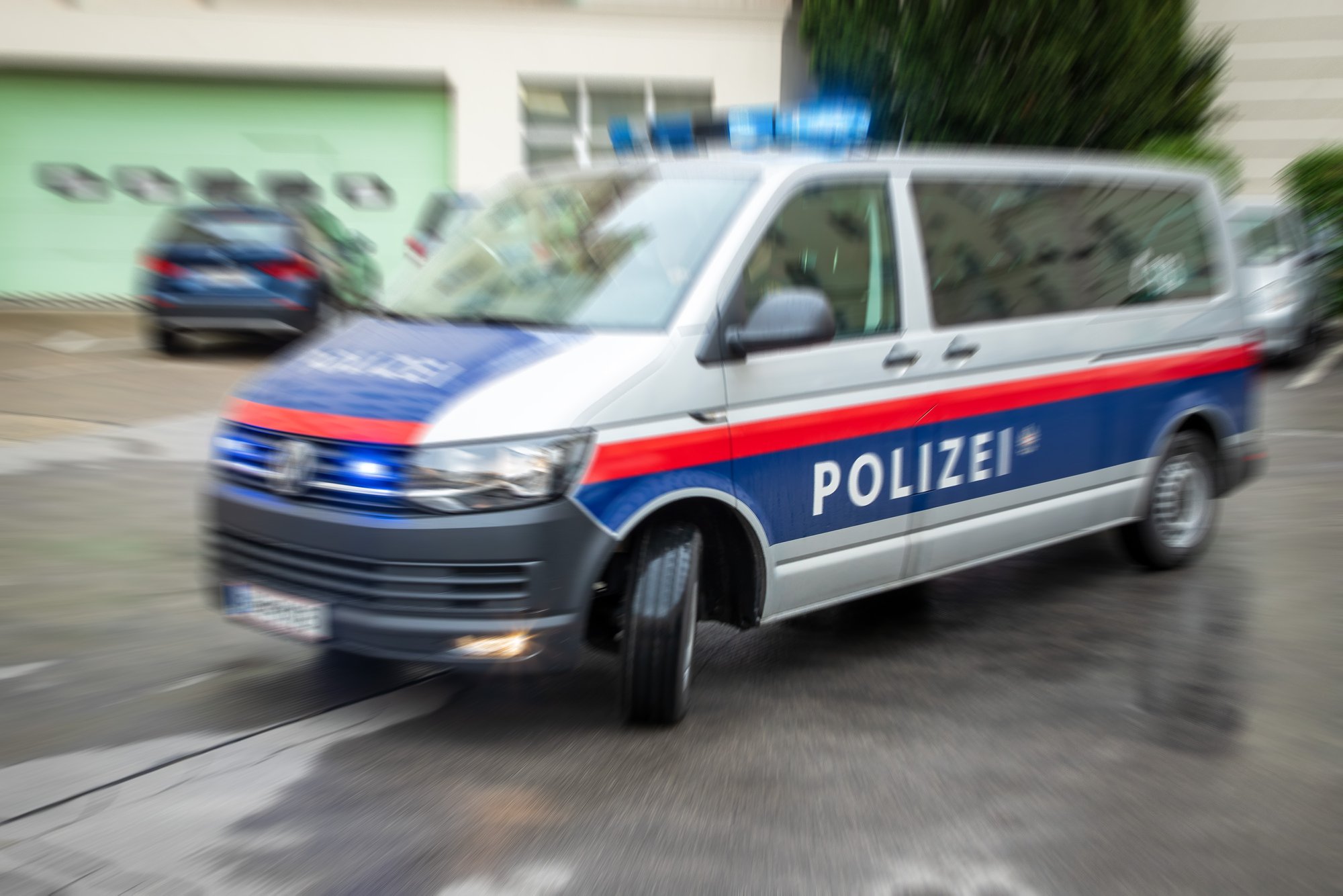 Bosanac u Austriji pokušao istovariti otpad pa mu prijetili nožem, sve je eskaliralo