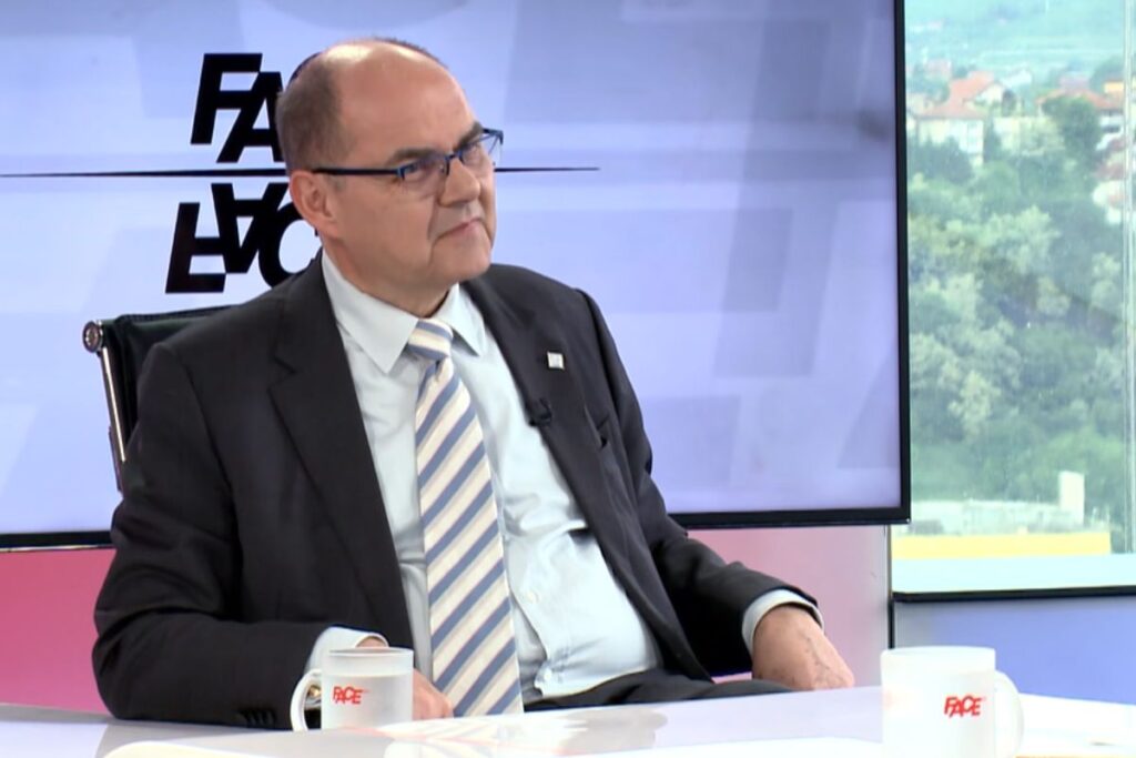 Šmit odlazi, prljave igre ostaju