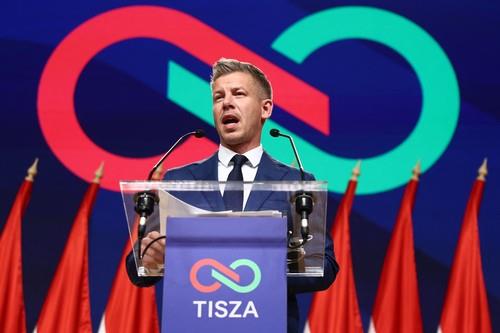 OVIH 10 STVARI MOGU DA SE OČEKUJU OD PETERA MAĐARA: Analiza DW o pobedniku izbora u Budimpešti, po nekim tačkama se skoro uopšte ne razlikuje od Orbana (FOTO)