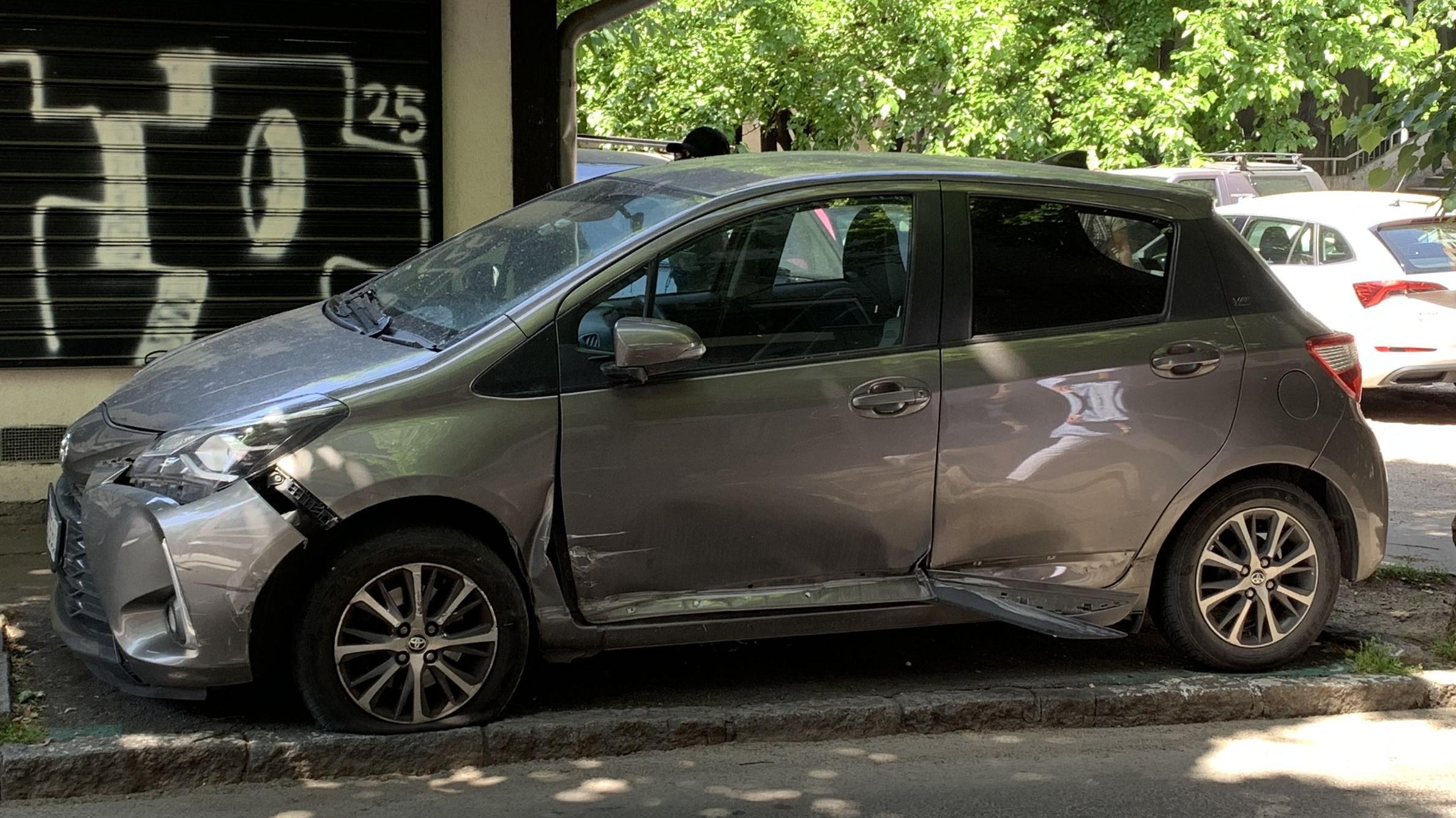 Šta ako vam neko uništi automobil tokom protesta