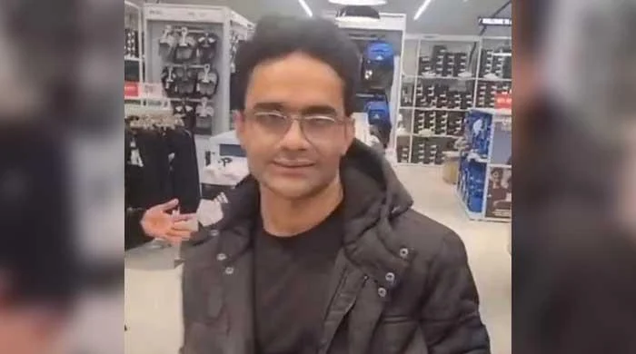 PTI's Gohar joins others in condemning harassment of journalist Shahzeb Khanzada