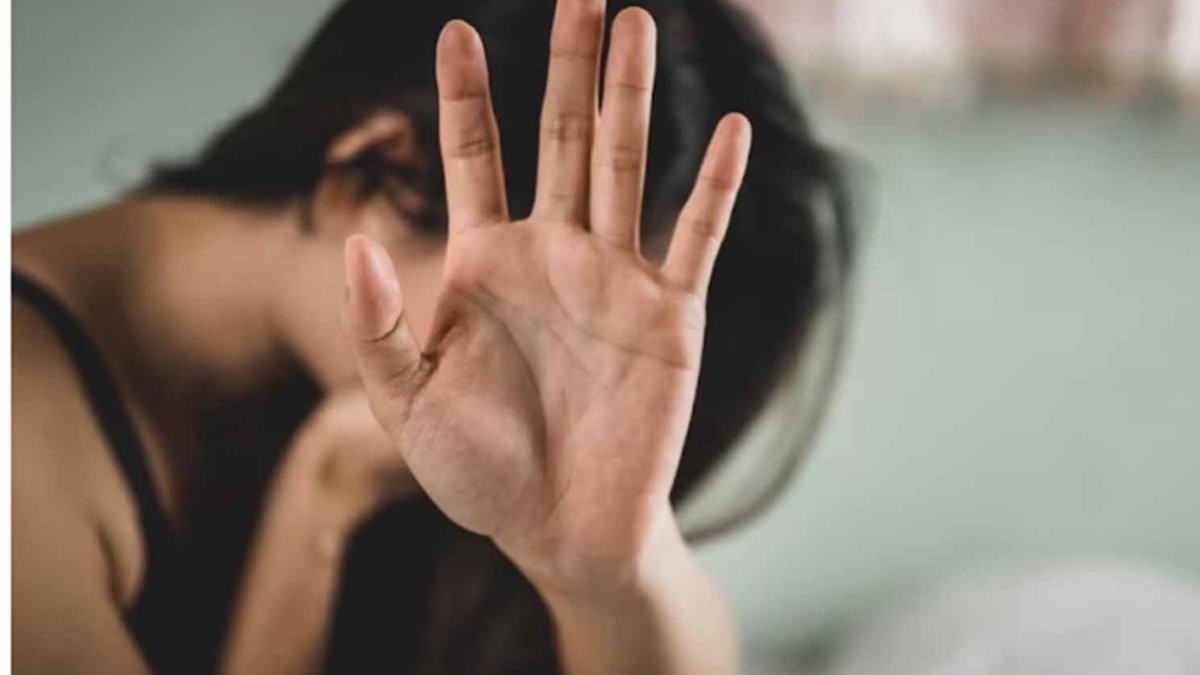 
                Psicólogos alertan fallas en protocolos contra la violencia de género
            