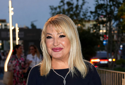 Skinula se Goca Lazarević u 72 godine: Svi IZNEVEROVALI koliko dobro izgleda, mlađe mogu da joj pozavide (FOTO)