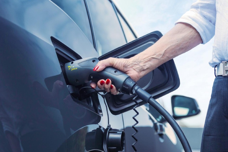 Električni automobili u gradskom saobraćaju: prednosti i izazovi