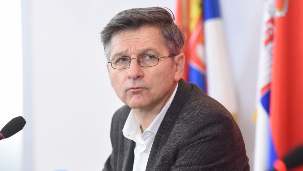 Ković o otimanju Kosovskog boja: Istorijski izvori ne svedoče o Albancima na KiM u srednjem veku