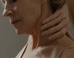 Kako štitna žlijezda utiče na ovulaciju, ciklus i mogućnost začeća