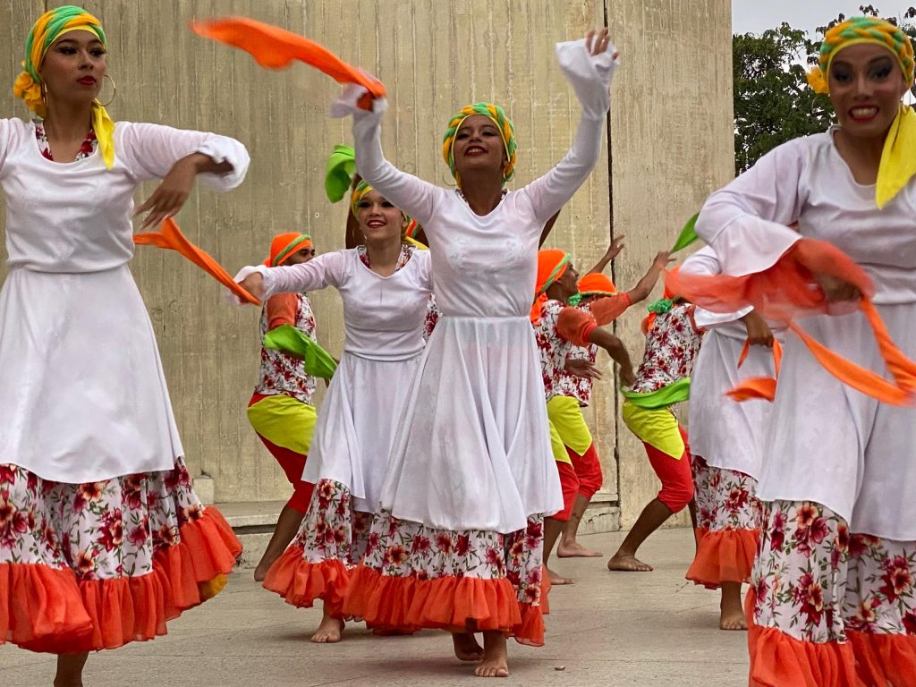 Concha Acústica vibró con el primer encuentro intermunicipal de danzas