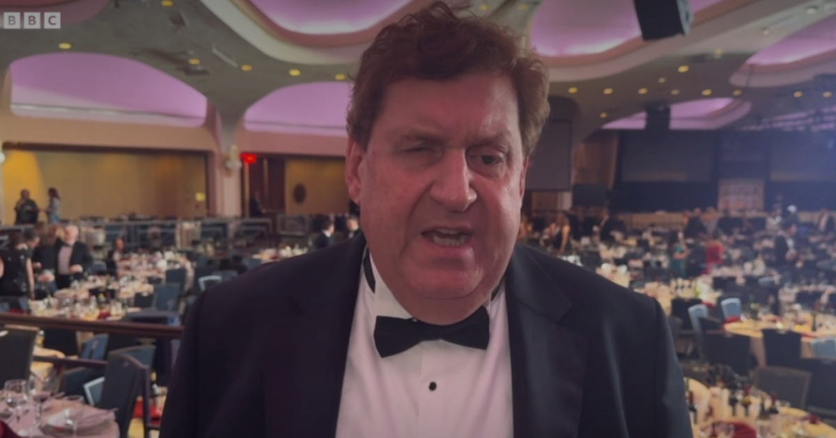 Svjedočanstvo novinara BBC-ja: "Bio sam pod stolom i slušao paljbu i lomljavu stakla"