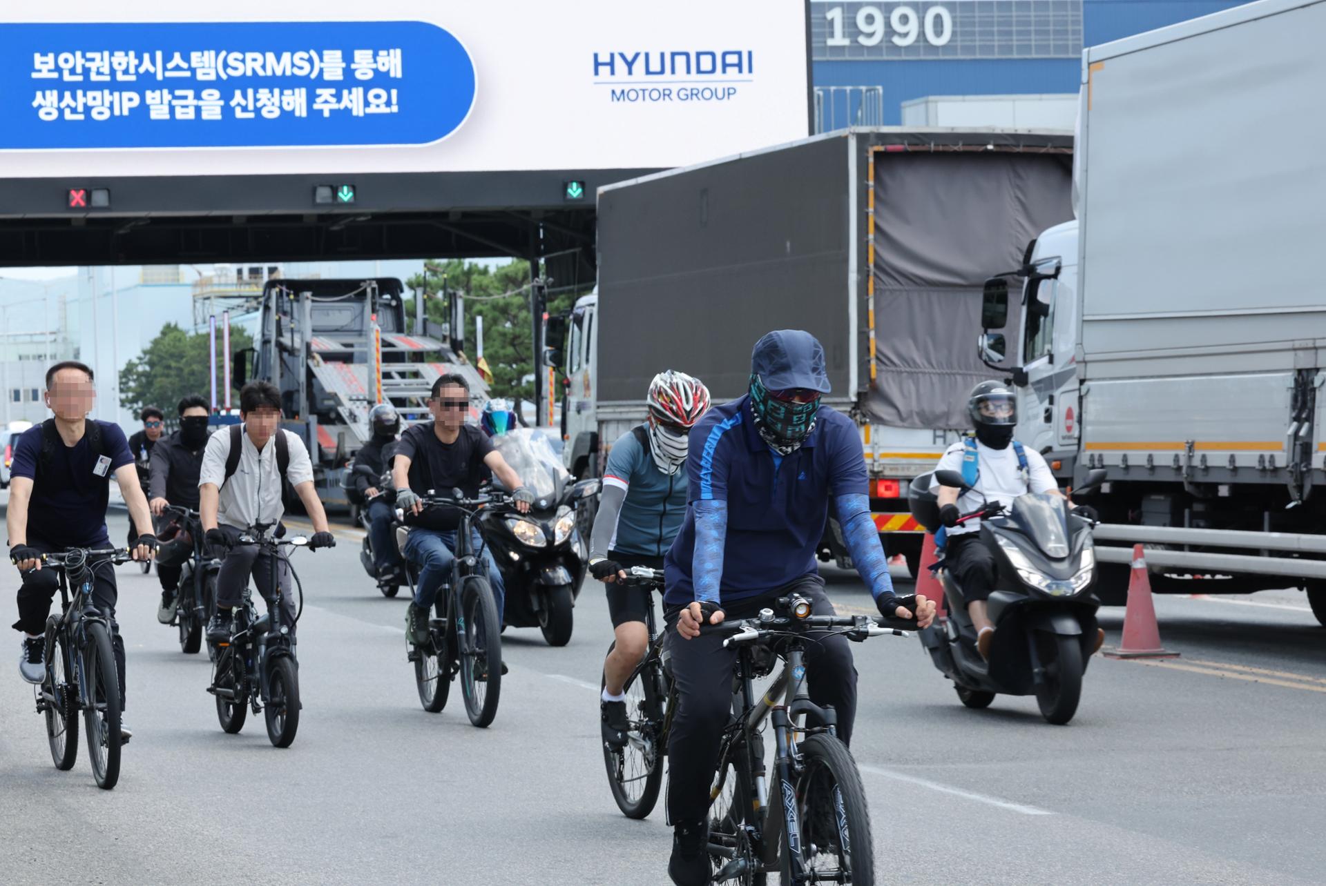 Hyundai Motor workers begin three-day partial strike over pay dispute
