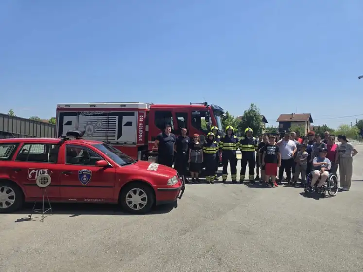 Pokazne vježbe evakuacije u OŠ Zorke Sever i područnim školama