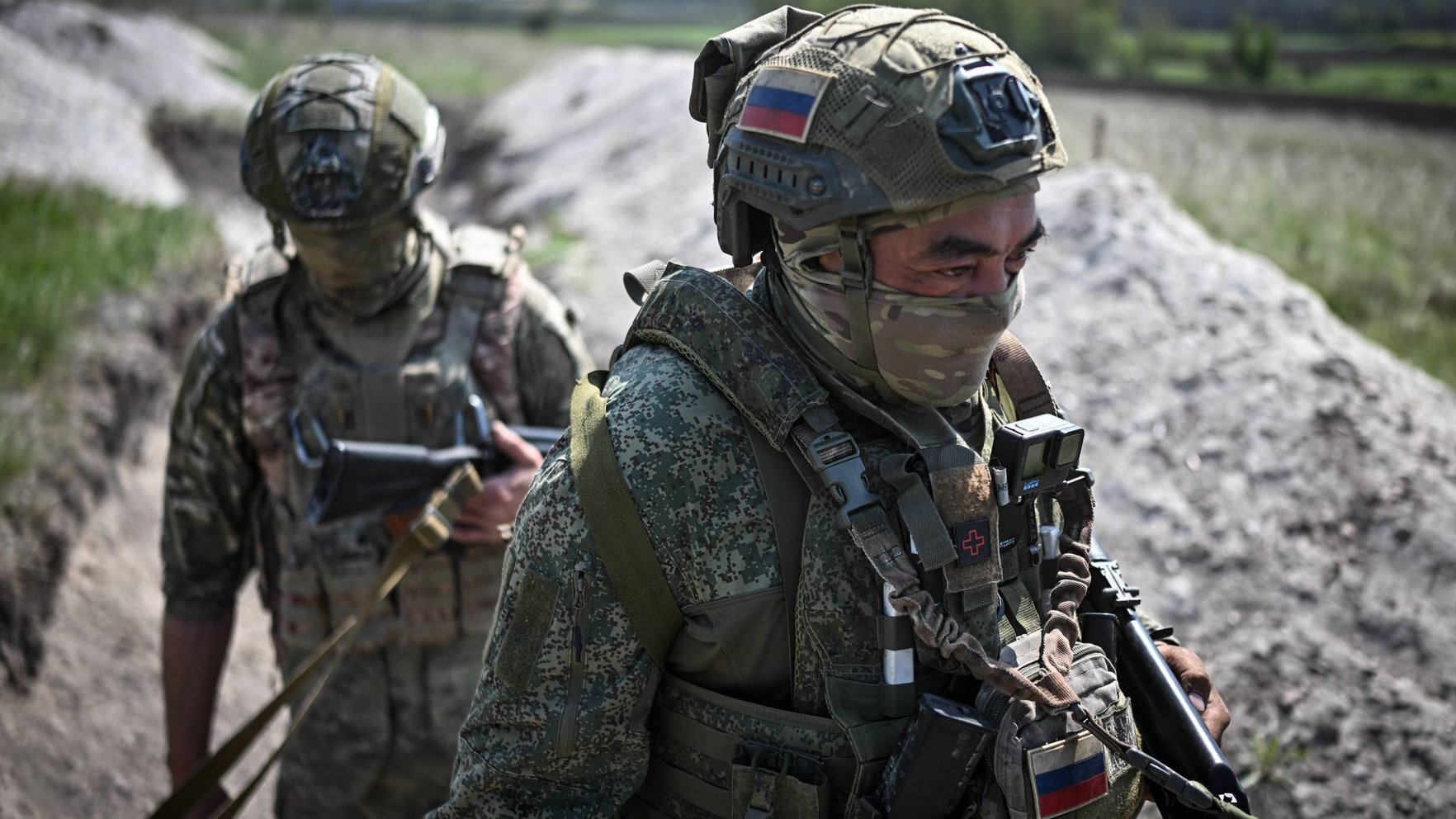 ES bažas par islāma terorisma un Krievija kara veterānu draudiem, atklāj ziņojums