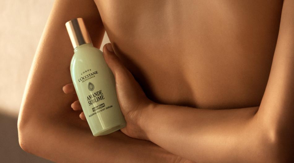 Sve što želimo od ljetnog skincarea stalo je u jedan proizvod: miriše na bademe iz Provanse i djeluje na čak šest nepravilnosti kože