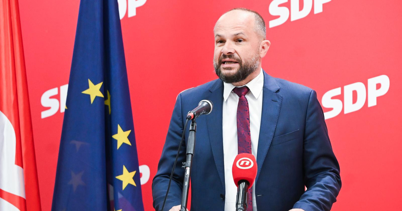 Hajdaš Dončić: Fašisti su moderni radikalni desničari koji nose odijela
