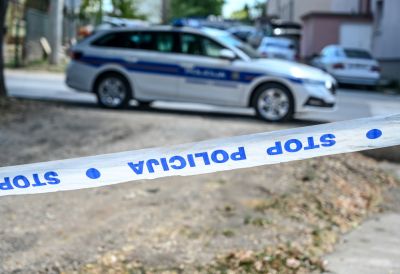 Policija blokirala porodičnu kuću: Muškarac satima PUCAO NA SPECIJALCE, pronađena mu velika količina municije - Opsadno stanje u Zagrebu