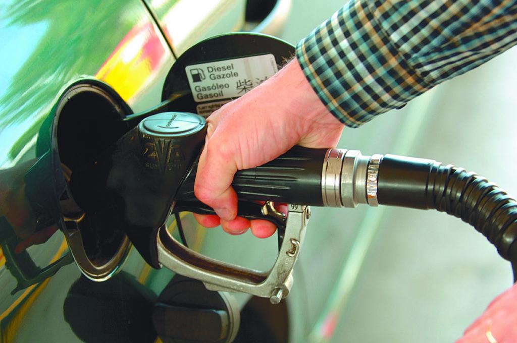Ina i Petrol uveli ograničenje točenja do 300 litara goriva
