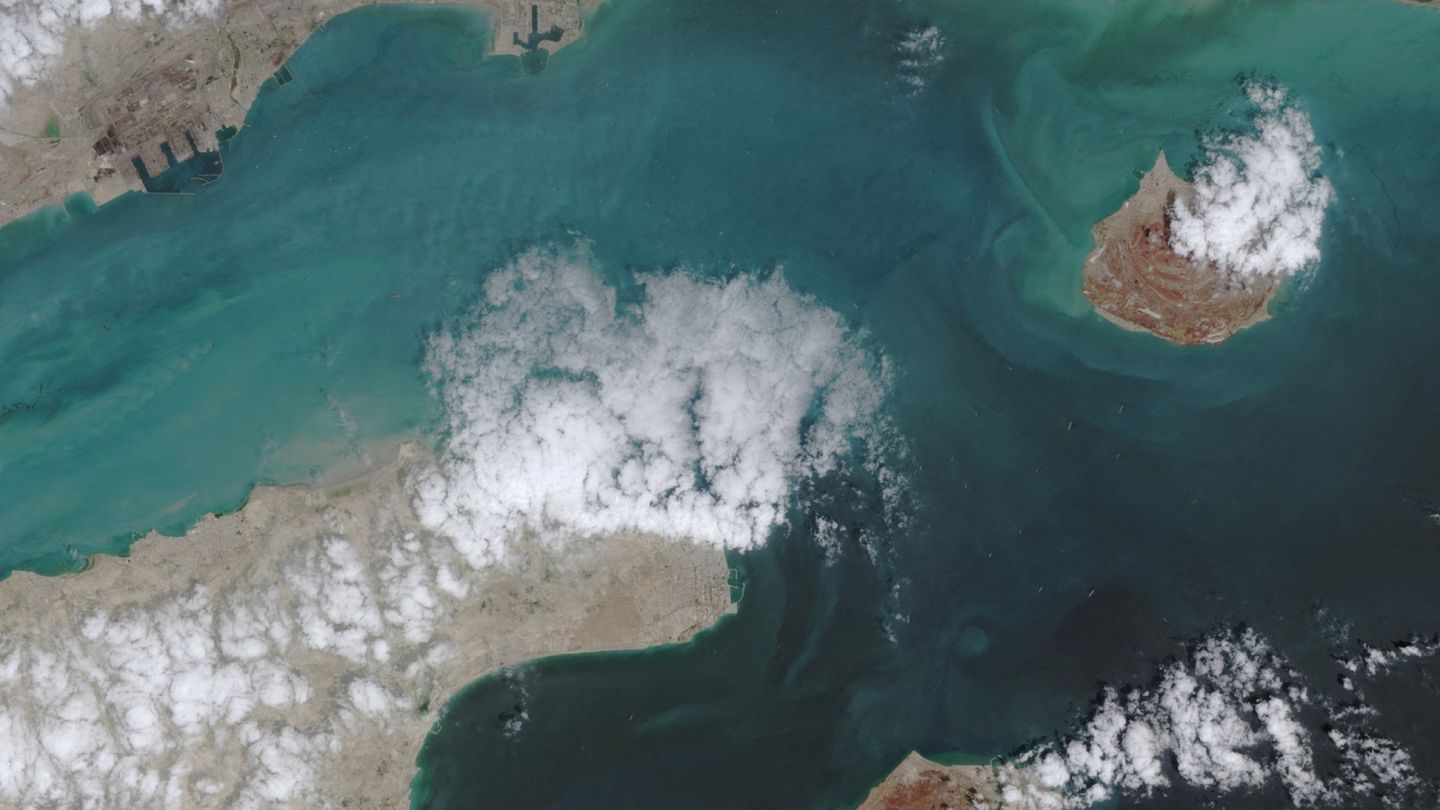 Hormuzinsalmi | Ilma on sakeana Trumpin ja Iranin ristiriitaista puhetta