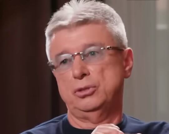 Za njom je uzdisala cela Jugoslavija, a ovaj opasni momak razdvojio je od Saše Popovića: Odmah morala da se uda za njega, on ubrzo stravično skončao