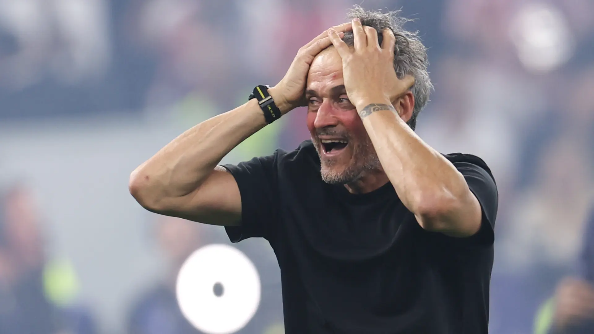  Las lágrimas de Luis Enrique tras recordar a su familia: "Hemos formado un proyecto de vida con Pacho, Sira y Xana" 