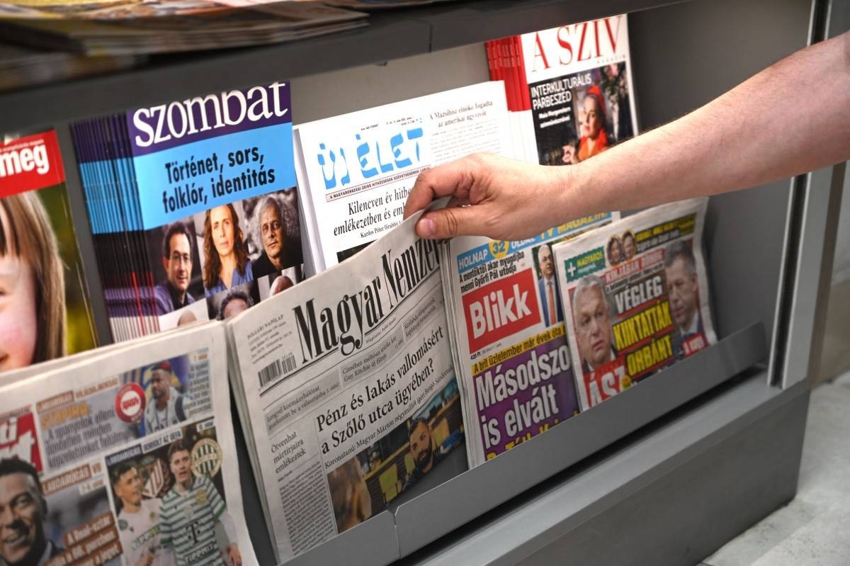 Social networks, online video outweigh traditional media in 2026
