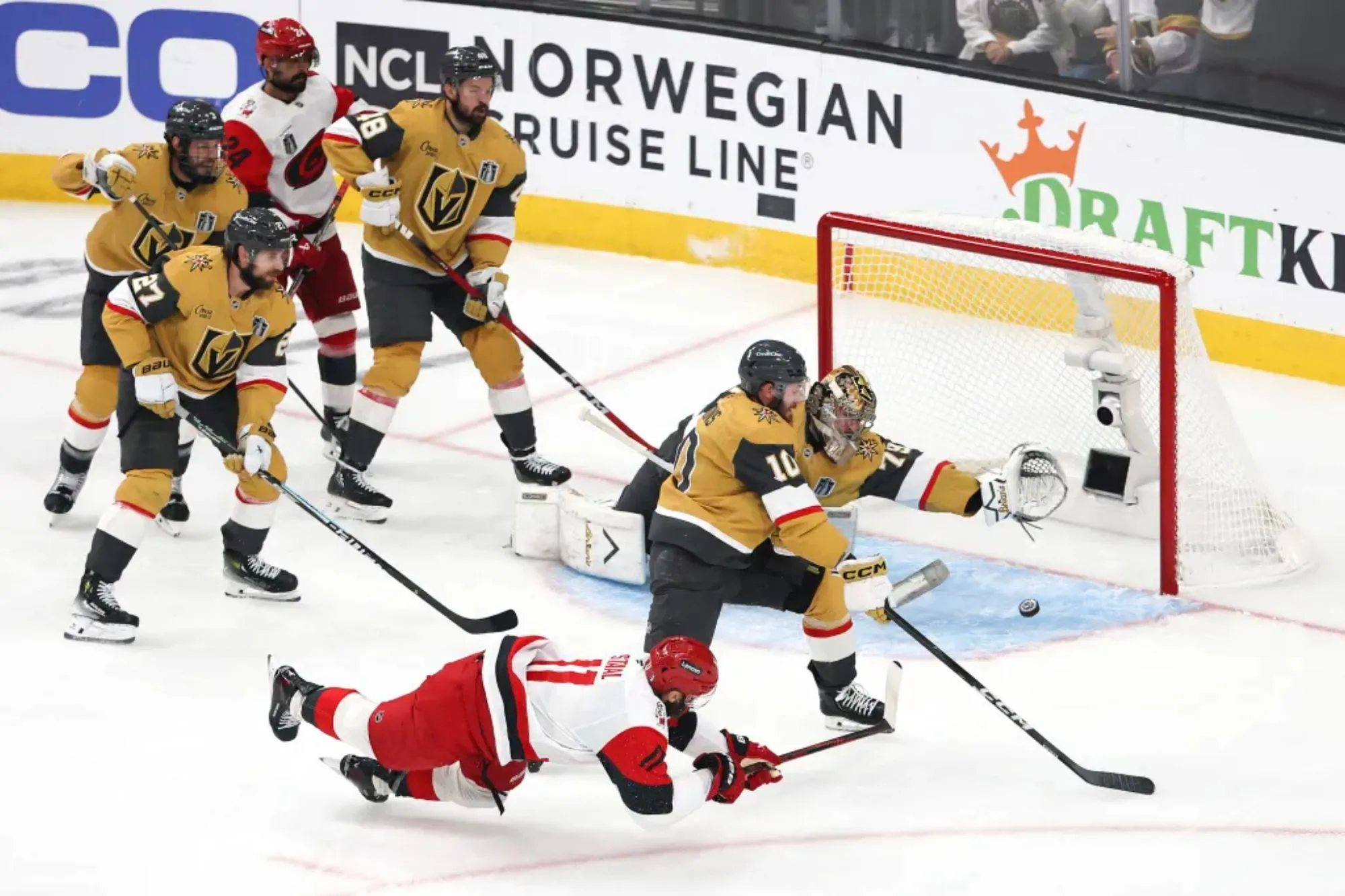 Hurricanes even Stanley Cup Final after Jordan Staal’s two-goal night in Game 4 win