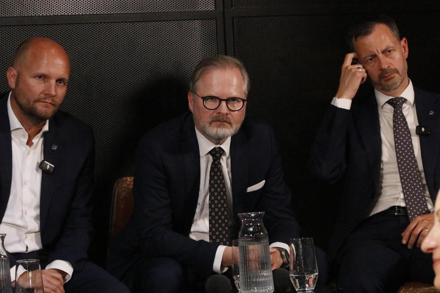 Nechceme strašit, ale čeká vás to také. Slovenský expremiér popsal scénář pro Česko
