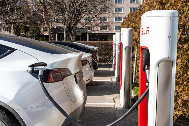 Когато пазарът натисне газта на електромобилите