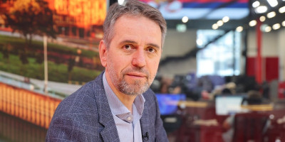 "Lako ću smeniti nesrećnog rektora Đokića": Radulović se "povampirio", pa otkrio zašto podržava blokadere (VIDEO)