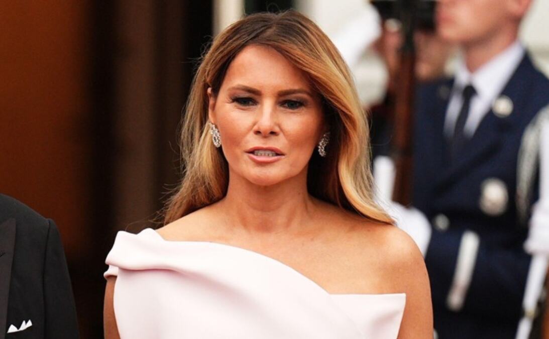 Da li je ovo najlepše izdanje Melanije Tramp: Modnim komadom koji se danas retko nosi, podigla sve na viši nivo