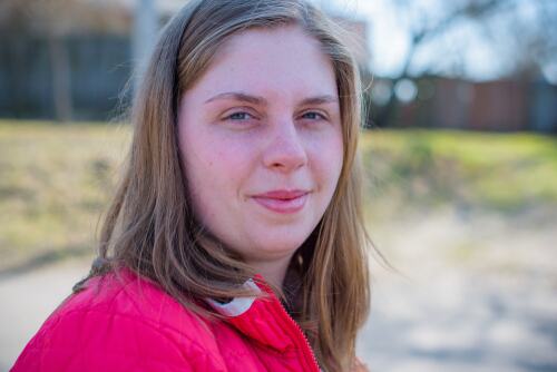 Devojka od 22 godine dobila rak pluća bukvalno "preko noći": Doktori kažu da je ova navika kriva za njeno teško zdravstveno stanje