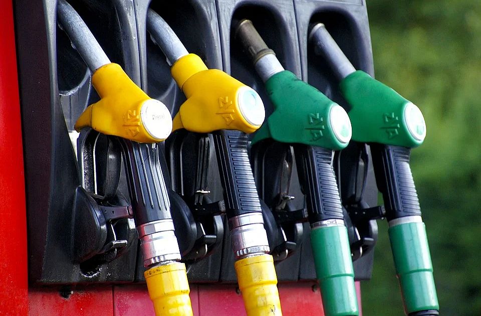 Produženo umanjenje akciza na gorivo do 2. avgusta
