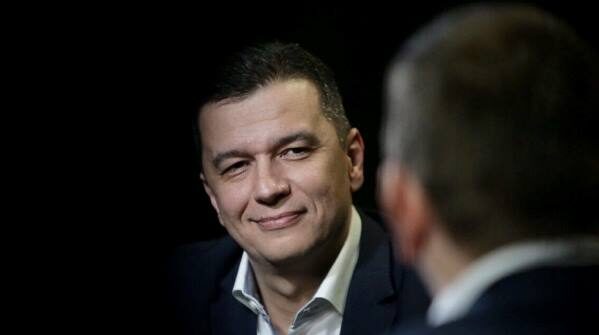 Sorin Grindeanu, despre USR: Să și-l ia pe Bolojan în brațe și să stea strânși uniți în jurul Marelui Cârmaci