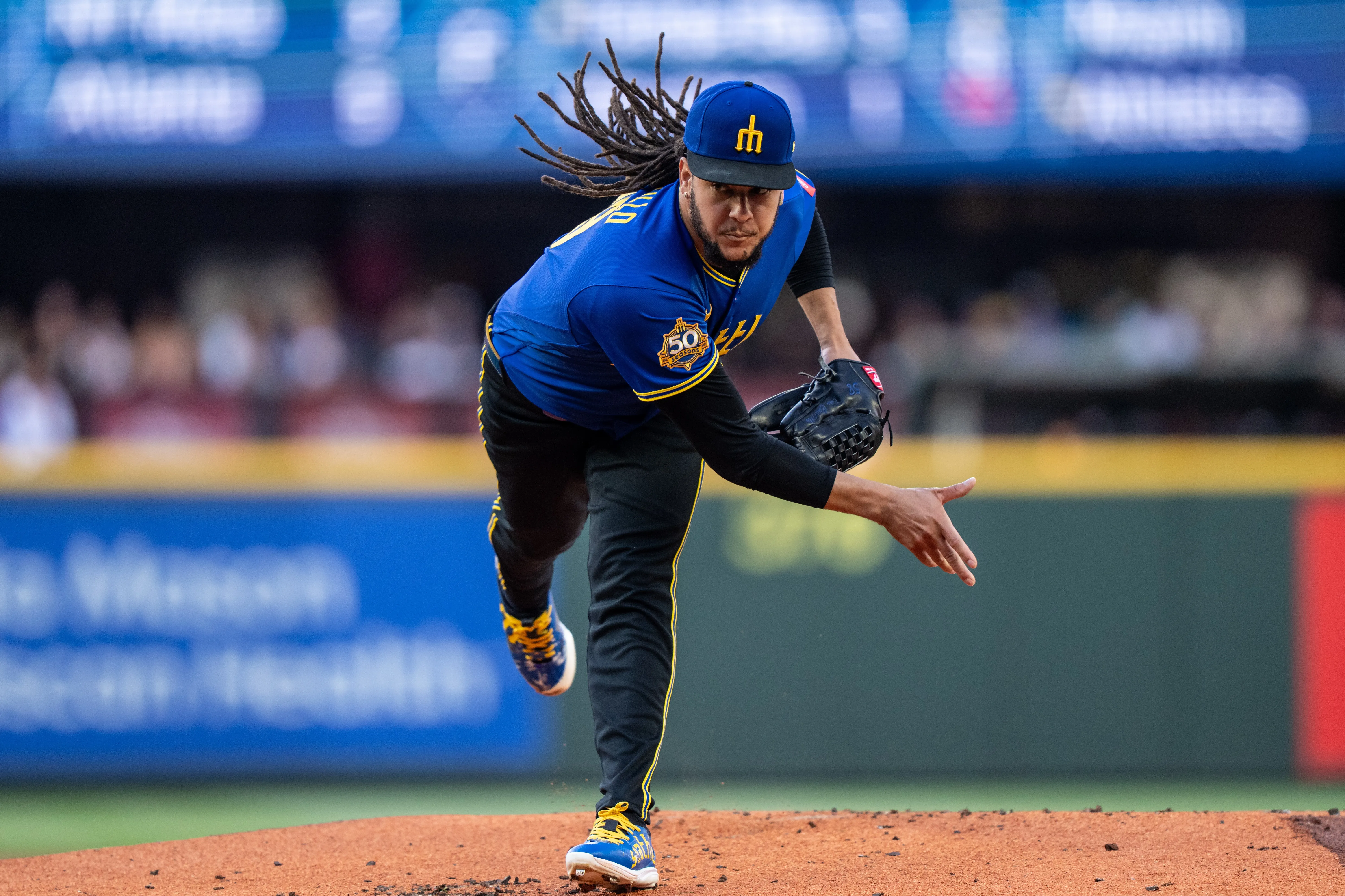 White Sox acquiring Luis Castillo from Mariners in splash ahead of trade deadline
