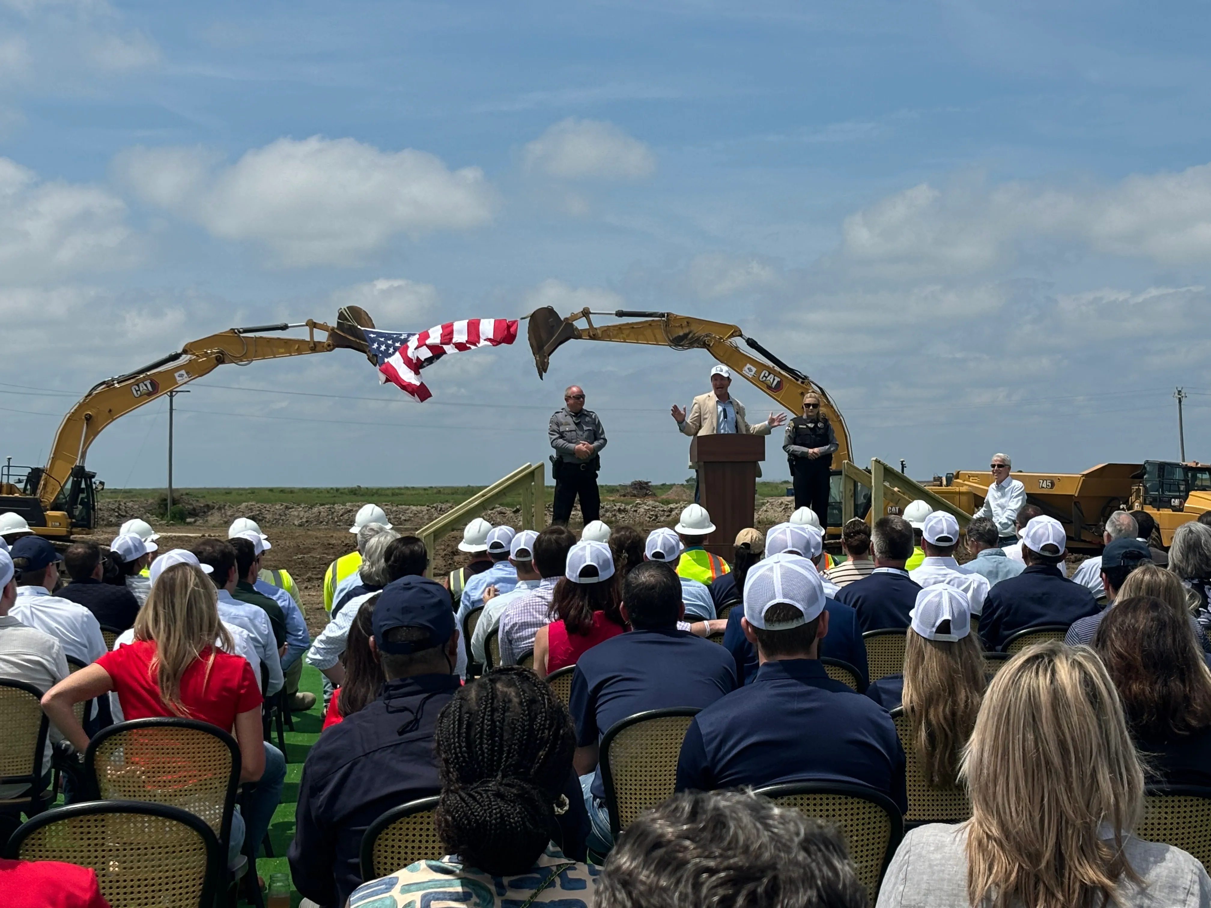 Public comment begins for contested Commonwealth LNG permit