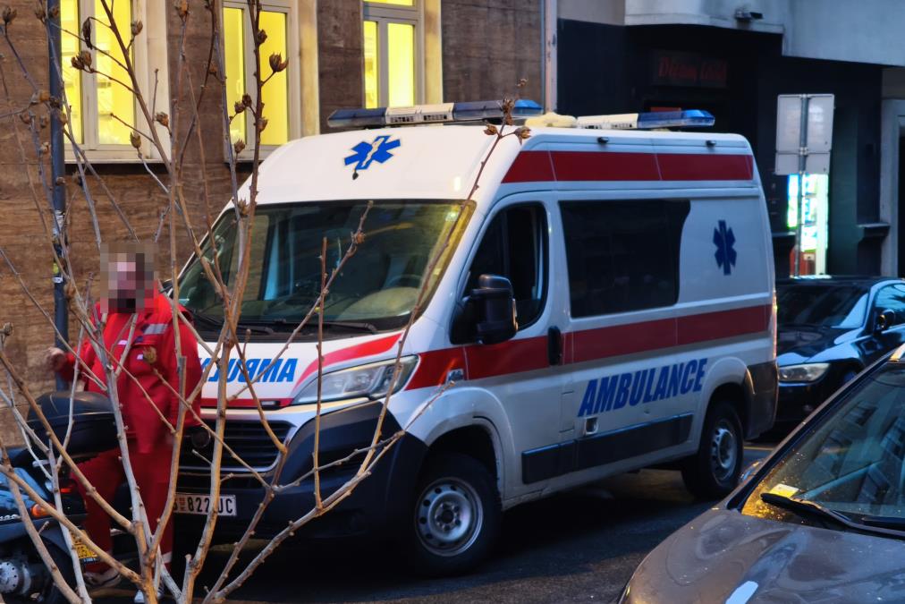 ŠLEPER UDARIO DEVOJČICU, HOROR U INĐIJI! Zadobila višestruke prelome, stravična scena s lica mesta (FOTO)