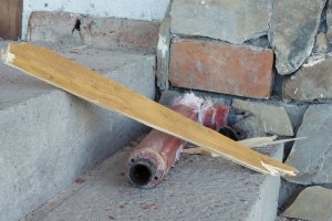 Protivgradna raketa probila krov kuće u Gornjem Adrovcu