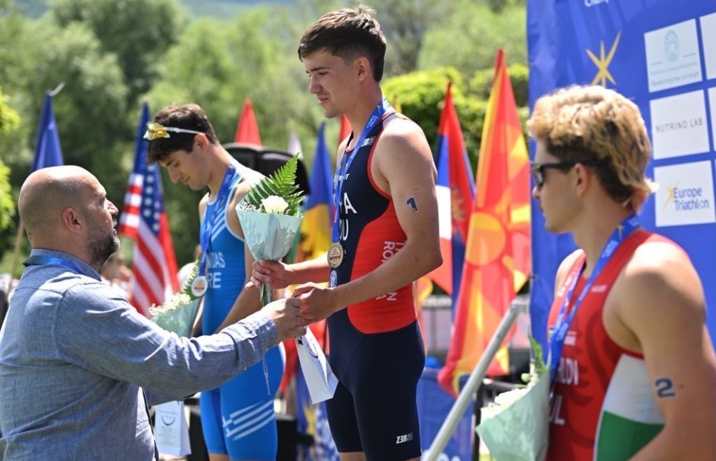 Triatloncite go ispolnija Ohrid vo tekot na vikendov