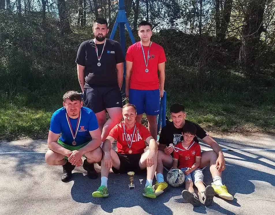 Završen turnir u malom fudbalu u Crnoljevici: „Kafana Niš“ osvojila prvo mesto