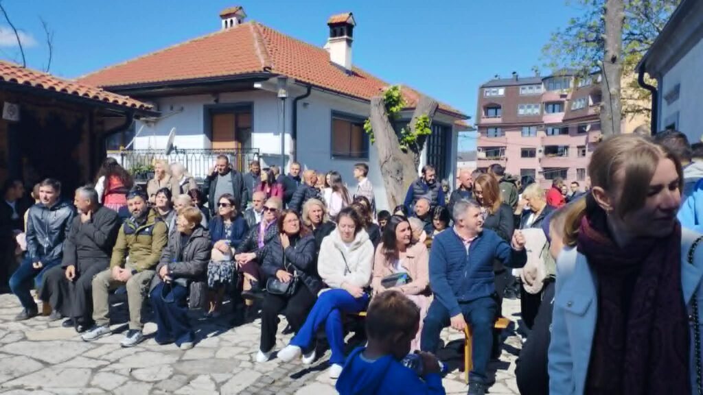 Održana manifestacija “Čuvari tradicije” u Prištini