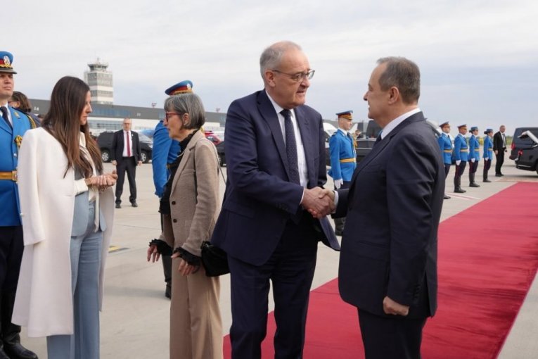 "SRBIJA OSTAJE POSVEĆENA JAČANJU PARTNERSTVA SA ŠVAJCARSKOM!" Ivica Dačić i Tamara Vučić ispratili Parmelana! (FOTO)