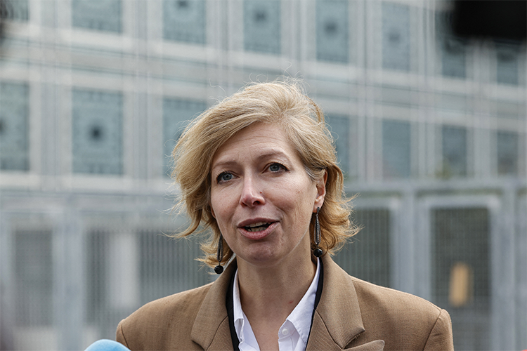 هل تصلح الثقافة ما أفسدته سياسة ماكرون تجاه الجزائر؟