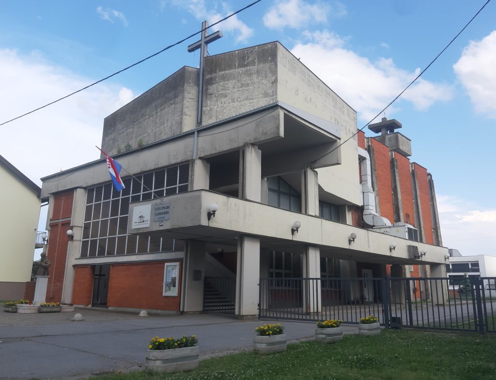 Krštenjem troje mališana župa proslavila dar novoga života u Kristu